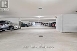 Easy Access Underground Garage - 