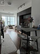 6002 - 10 YORK STREET Toronto, ON M5J 2Z2