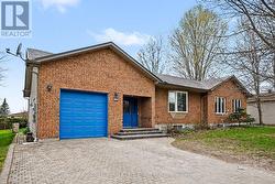 136 CHARLOTTE STREET E Merrickville-Wolford, ON K0G 1N0