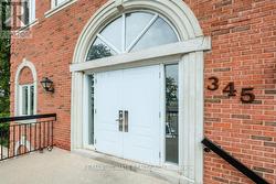 201 - 345 RENFREW DRIVE Markham, ON L3R 9S9
