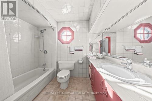 961 Kingsmere Avenue, Ottawa, ON - Indoor Photo Showing Bathroom