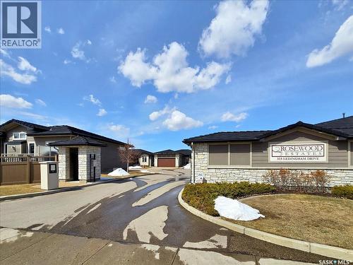 22 315 Ledingham Drive, Saskatoon, SK - Outdoor