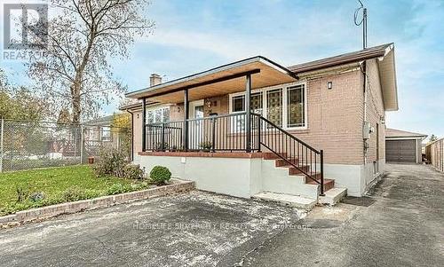 7208 Hermitage Road, Mississauga, ON - Outdoor