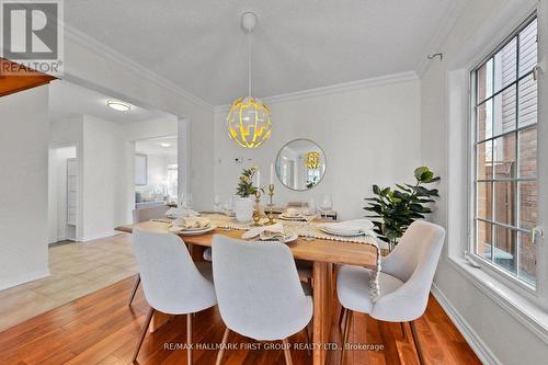 929 Bessy Trail, Milton, ON - Indoor Photo Showing Dining Room