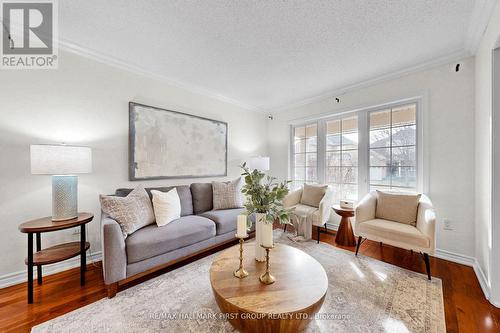 929 Bessy Trail, Milton, ON - Indoor Photo Showing Living Room
