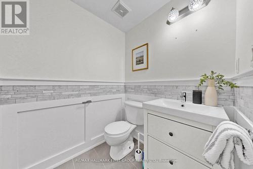 929 Bessy Trail, Milton, ON - Indoor Photo Showing Bathroom