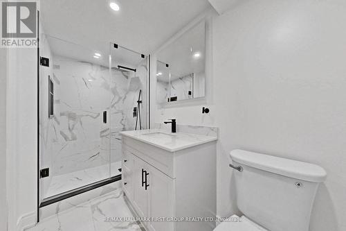 929 Bessy Trail, Milton, ON - Indoor Photo Showing Bathroom