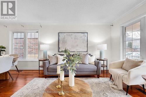 929 Bessy Trail, Milton, ON - Indoor Photo Showing Living Room