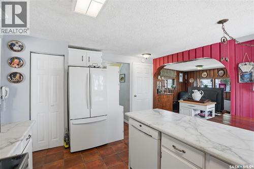 103 1St Street W, Hepburn, SK - Indoor Photo Showing Kitchen
