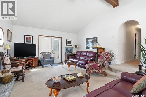 103 1St Street W, Hepburn, SK - Indoor Photo Showing Living Room