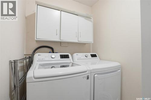 103 1St Street W, Hepburn, SK - Indoor Photo Showing Laundry Room