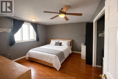 555 Jeffreybrook Drive, London, ON - Indoor Photo Showing Bedroom