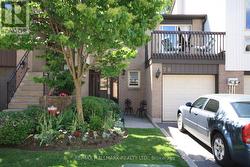 70 ENGLISH IVYWAY WAY Toronto, ON M2H 3M4