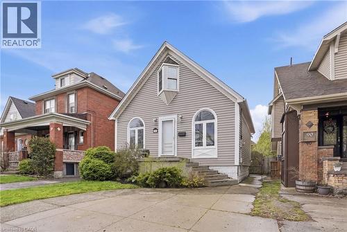 94 Mountain Park Avenue, Hamilton, ON 