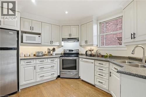 94 Mountain Park Avenue, Hamilton, ON 