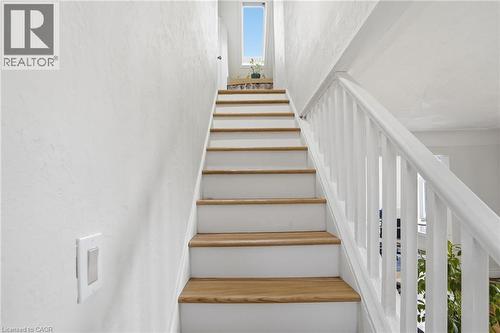 94 Mountain Park Avenue, Hamilton, ON 