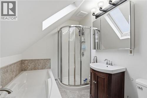 94 Mountain Park Avenue, Hamilton, ON 