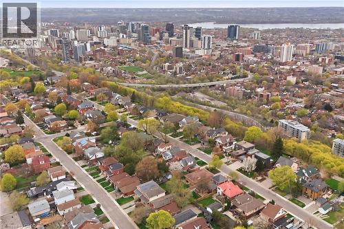 94 Mountain Park Avenue, Hamilton, ON 