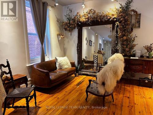 620 Cooper Street, Ottawa, ON - Indoor