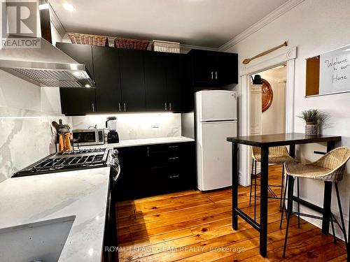 620 Cooper Street, Ottawa, ON - Indoor Photo Showing Kitchen