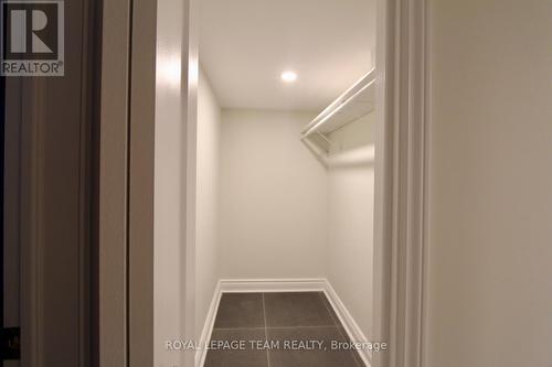 620 Cooper Street, Ottawa, ON - Indoor