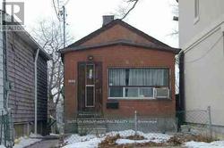 128 SPEARS STREET Toronto, ON M6N 3X7