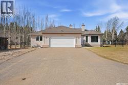 8 Chemin Bellevue ROAD Battleford, SK S0M 0E0