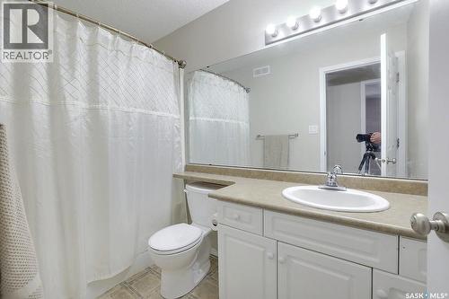 4722 Marigold Drive, Regina, SK - Indoor Photo Showing Bathroom