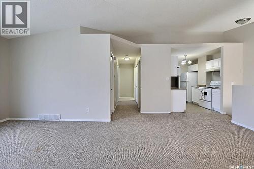 4722 Marigold Drive, Regina, SK - Indoor