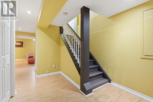 5010 Bunton Crescent, Burlington, ON - Indoor Photo Showing Other Room