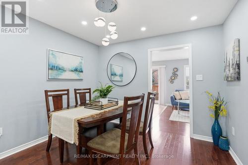 5010 Bunton Crescent, Burlington, ON - Indoor Photo Showing Dining Room