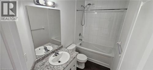 24 Morrison Road Unit# A3, Kitchener, ON - Indoor Photo Showing Bathroom