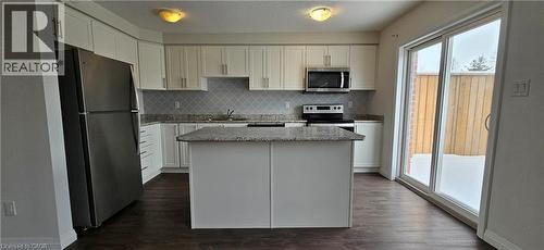 24 Morrison Road Unit# A3, Kitchener, ON - Indoor Photo Showing Kitchen