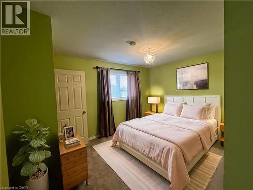 88 Chamberlin Drive Unit# Upper, Cambridge, ON - Indoor Photo Showing Bedroom
