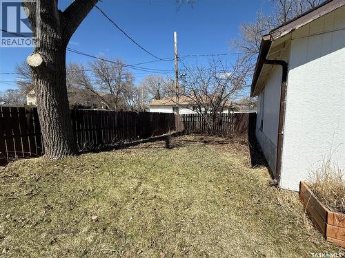 805 Souris Avenue, Weyburn, SK - Outdoor