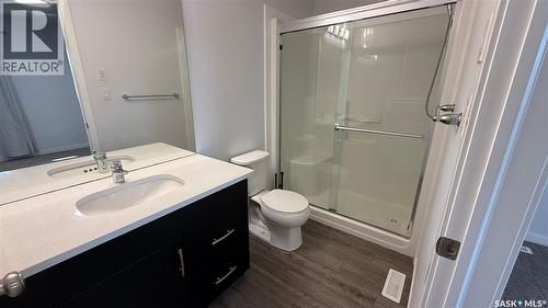 8005 Flax Avenue, Regina, SK - Indoor Photo Showing Bathroom