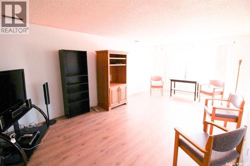8241 Range Road, Shaunavon, SK - Indoor