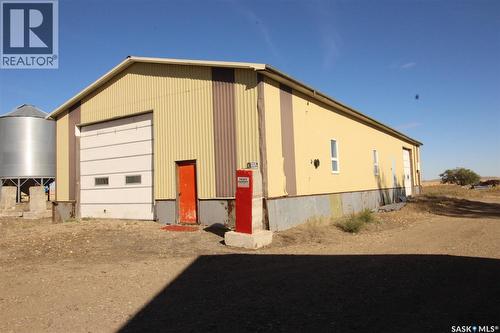 8241 Range Road, Shaunavon, SK - Outdoor With Exterior