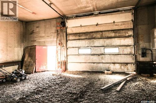 8241 Range Road, Shaunavon, SK - Indoor Photo Showing Garage