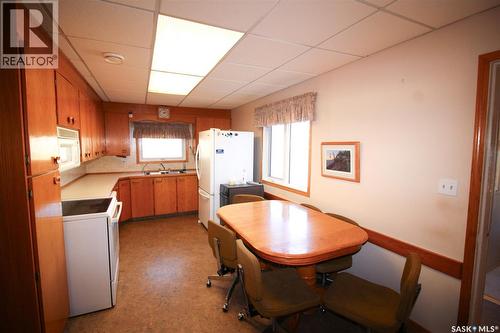 8241 Range Road, Shaunavon, SK - Indoor