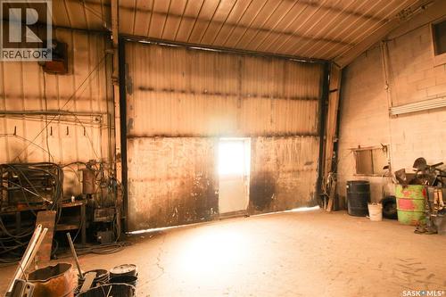 8241 Range Road, Shaunavon, SK - Indoor