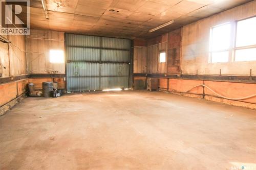 8241 Range Road, Shaunavon, SK - Indoor Photo Showing Garage
