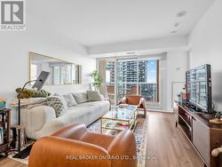 1209 - 125 WESTERN BATTERY ROAD Toronto, ON M6K 3R8