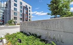 110 - 95 DUNDAS STREET Oakville, ON L6M 5N4