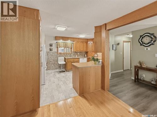 730 6Th Avenue Ne, Swift Current, SK - Indoor