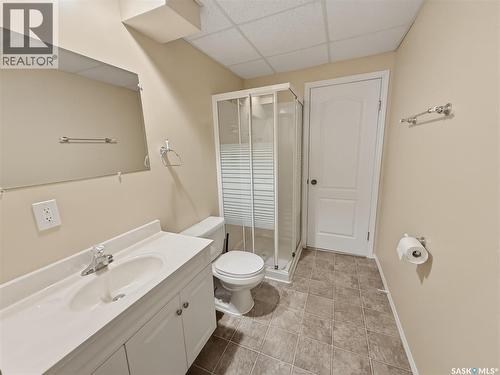 530 Palliser Drive, Swift Current, SK - Indoor Photo Showing Bathroom