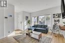 88 Tisdale Street S, Hamilton, ON  - Indoor Photo Showing Living Room 