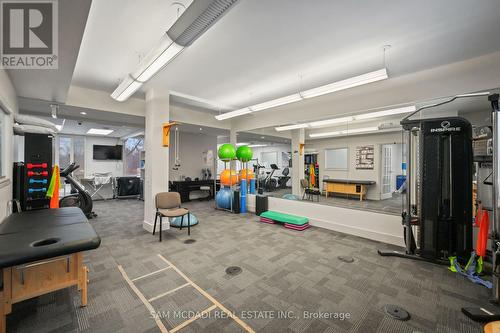 1645 Dundas Street W, Mississauga, ON 