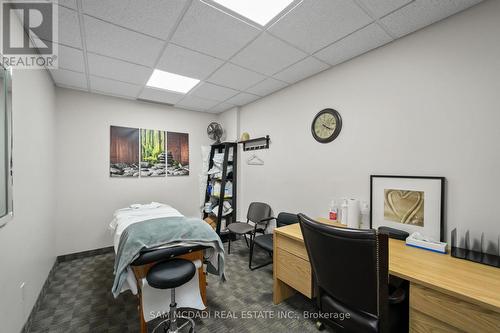 1645 Dundas Street W, Mississauga, ON 
