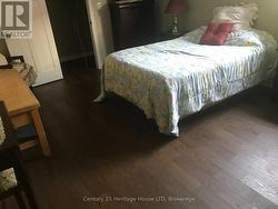 Lower 3rd bedroom - 